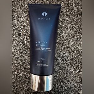 Brand New 💜 Monat brand new air dry cream.unopened